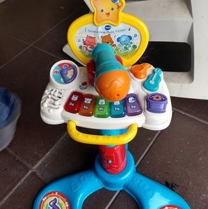 VTech Grow Along Music Center